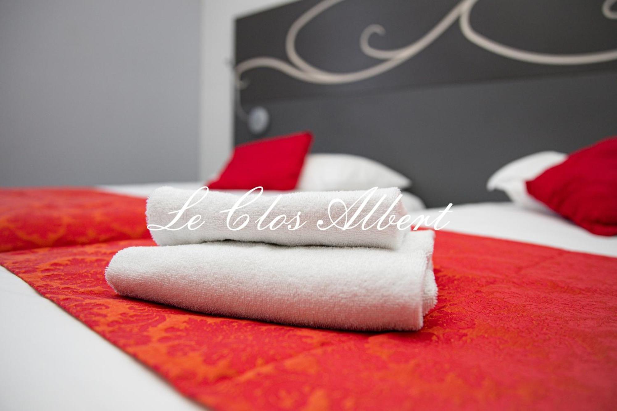 Le Clos Albert Loudun Eksteriør billede
