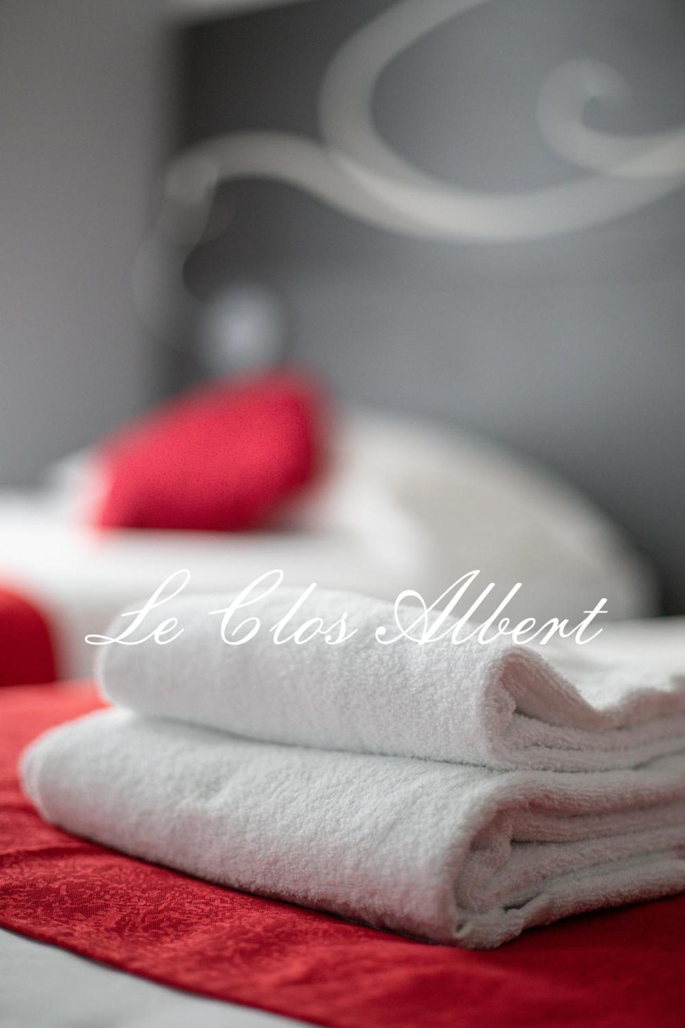 Le Clos Albert Loudun Eksteriør billede