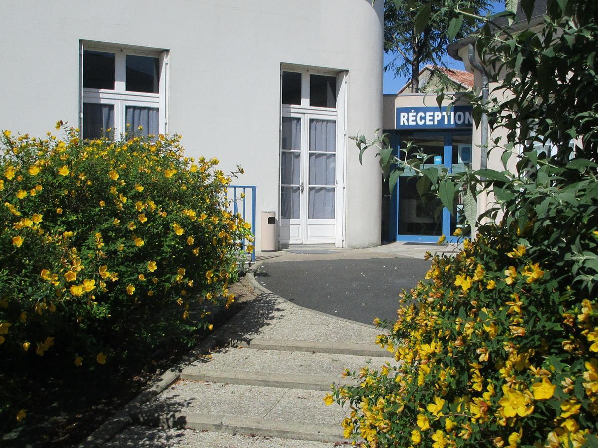Le Clos Albert Loudun Eksteriør billede