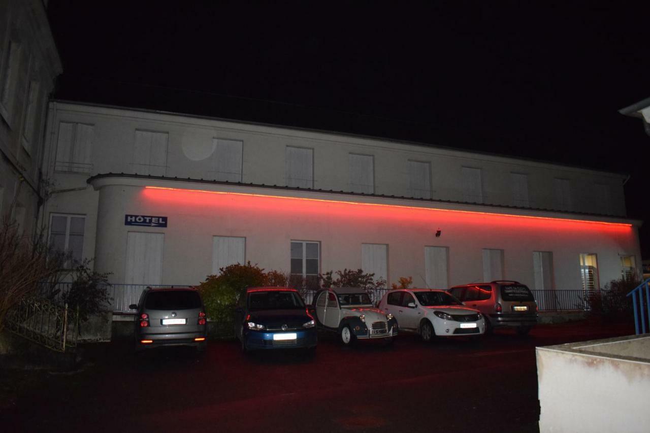 Le Clos Albert Loudun Eksteriør billede